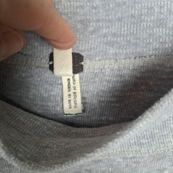 WE THE FREE Palisades Off Shoulder Pullover Slub Knit Sweater Top Grey Size M - Picture 7 of 9